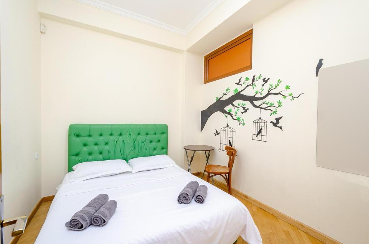 Areva Hostel & Apartment Ереван Экстерьер фото