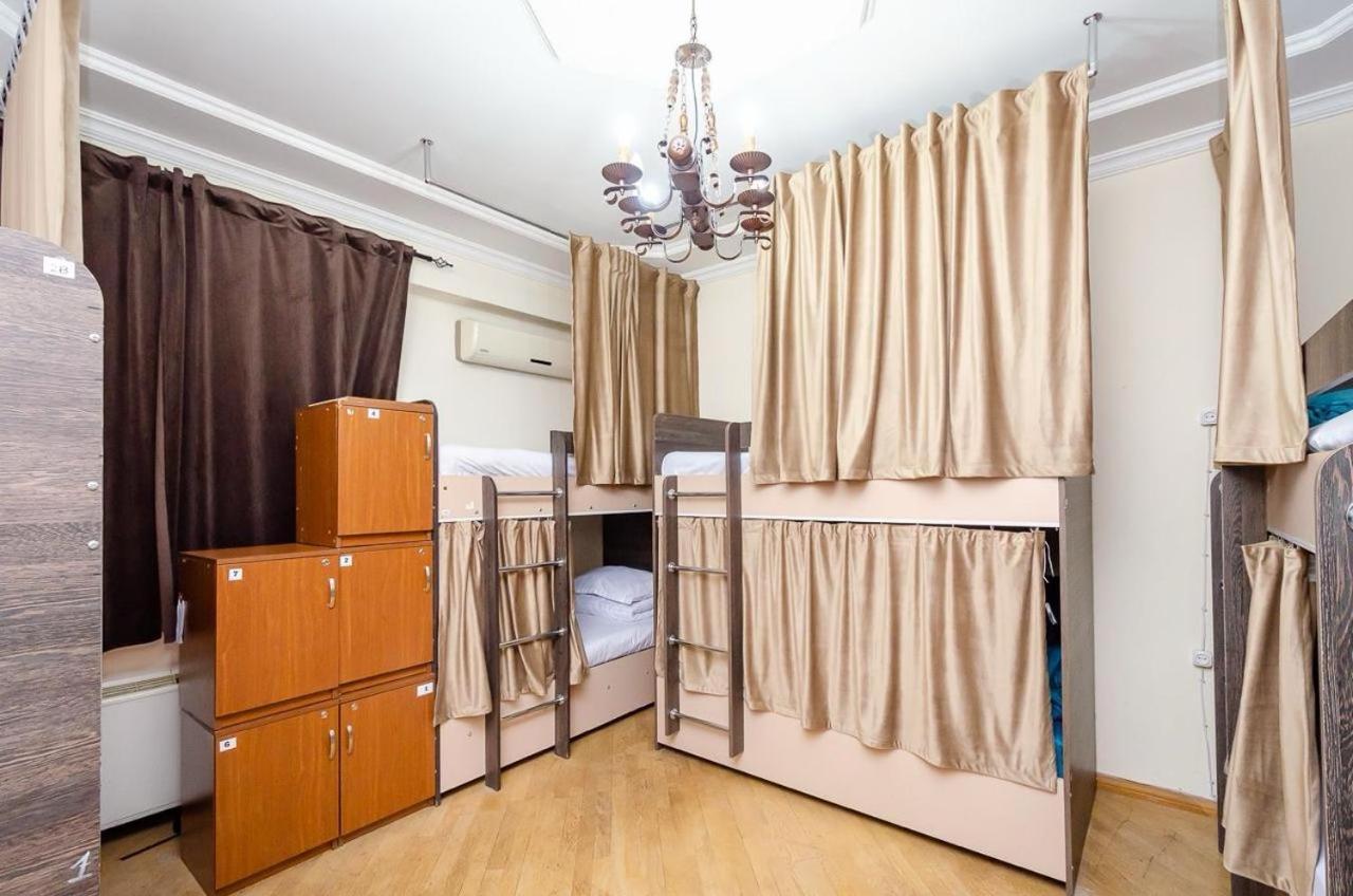 Areva Hostel & Apartment Ереван Экстерьер фото